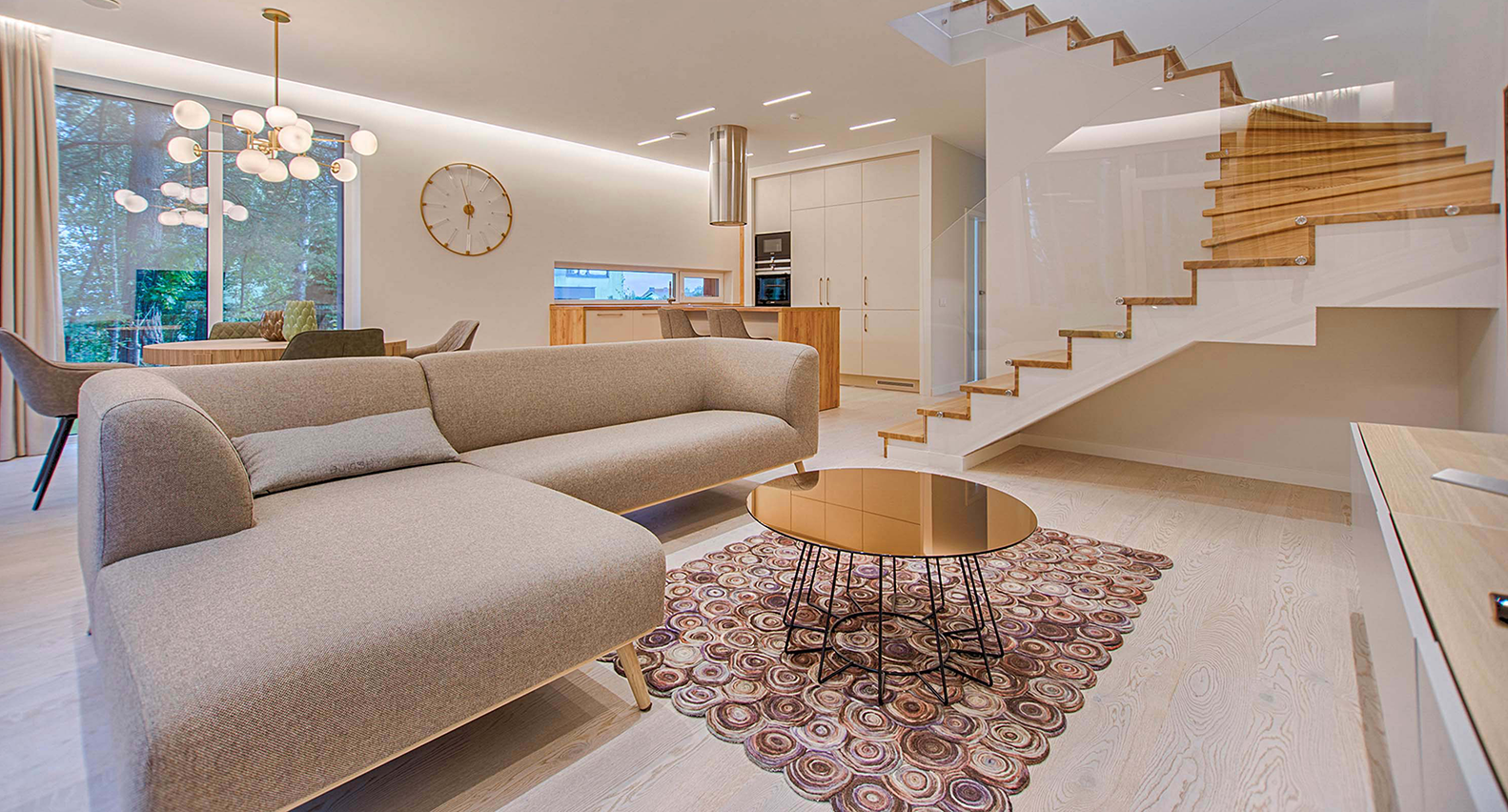 Home interior with HVAC system cooling